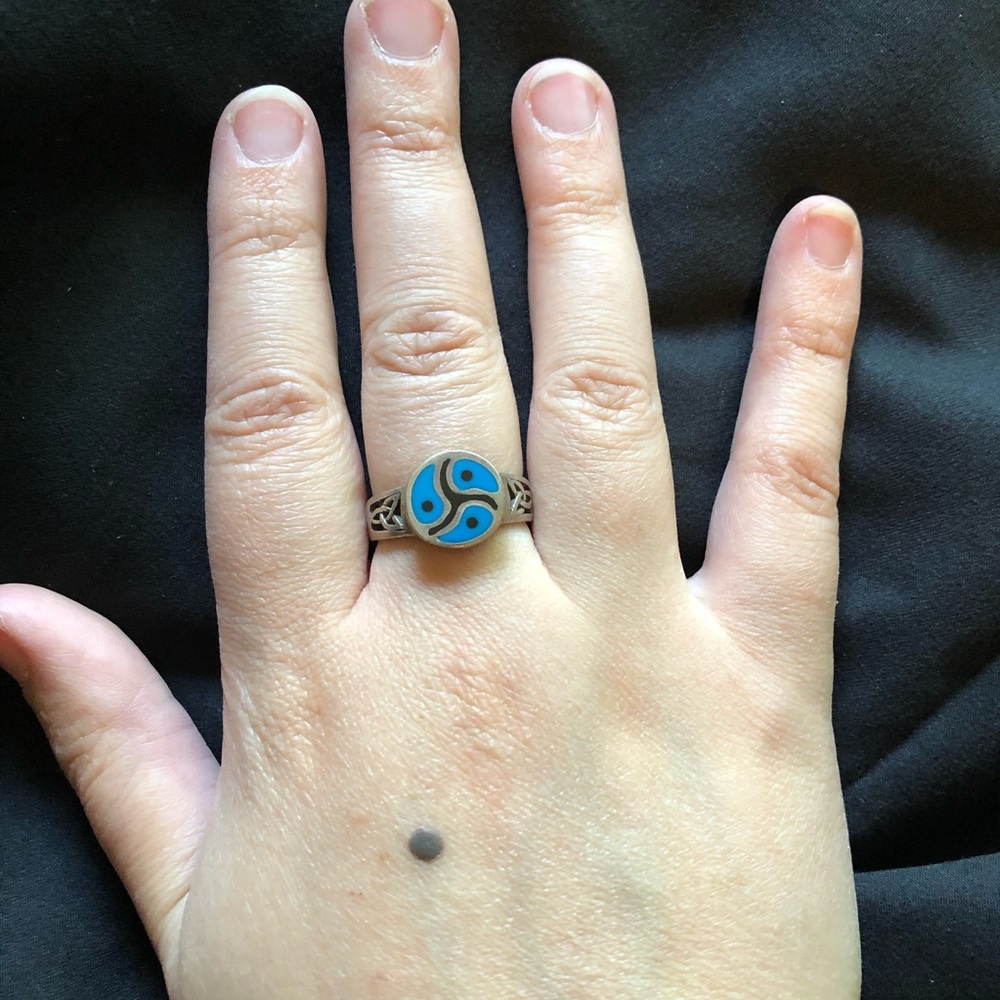 💙vintage genuine turquoise and sterling silver ring with Celtic knots